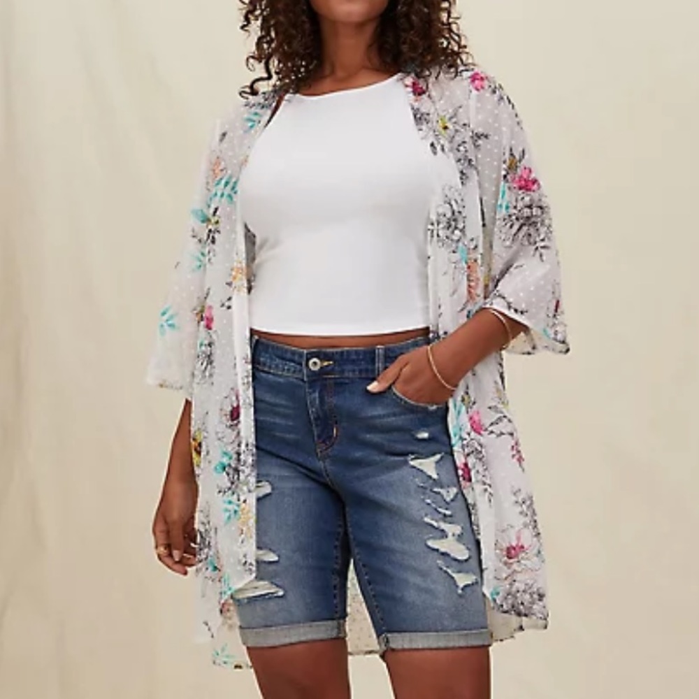 White Floral Swiss Dot Hi-Lo Kimono
